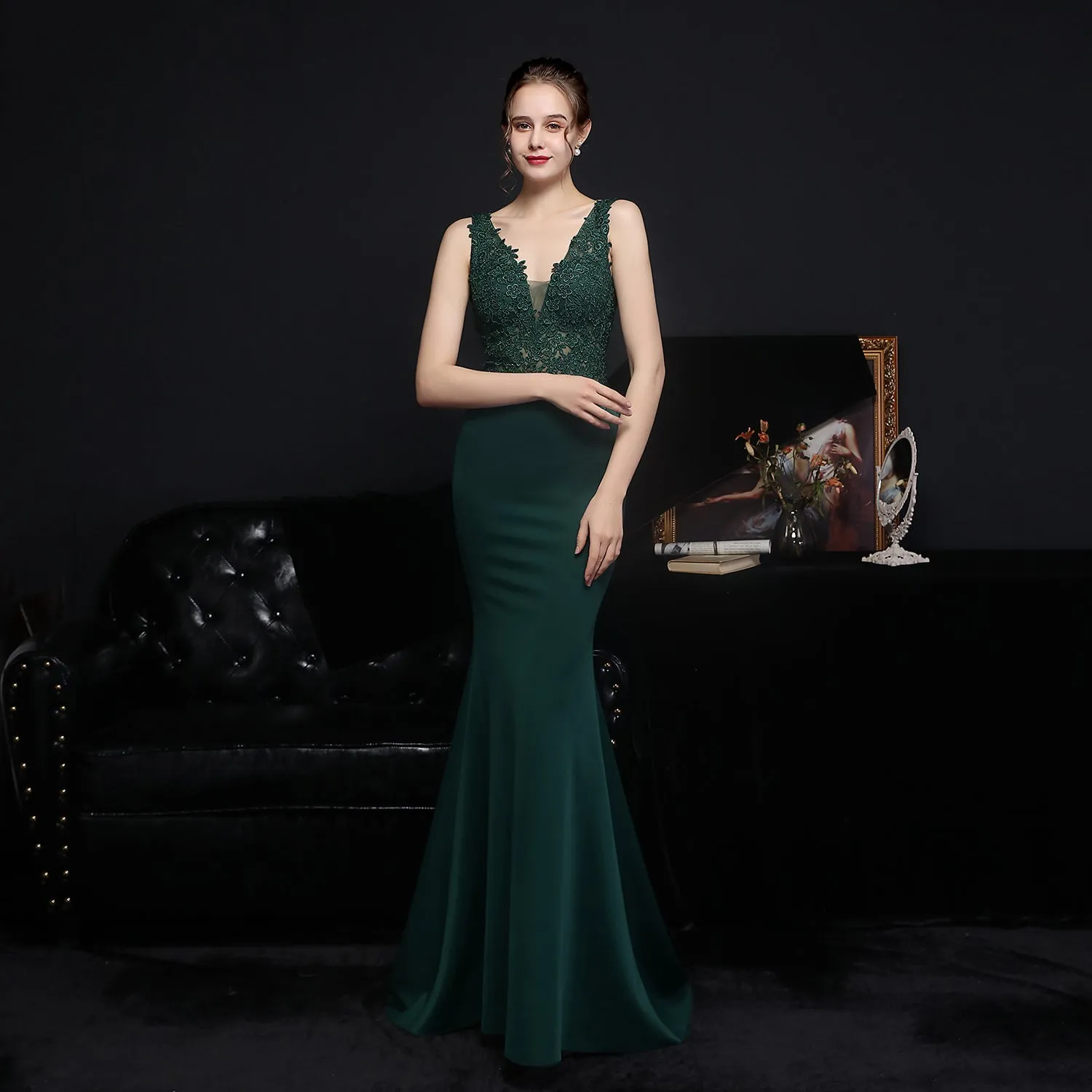 Elegant Lace Diamond Fishtail Evening Dress