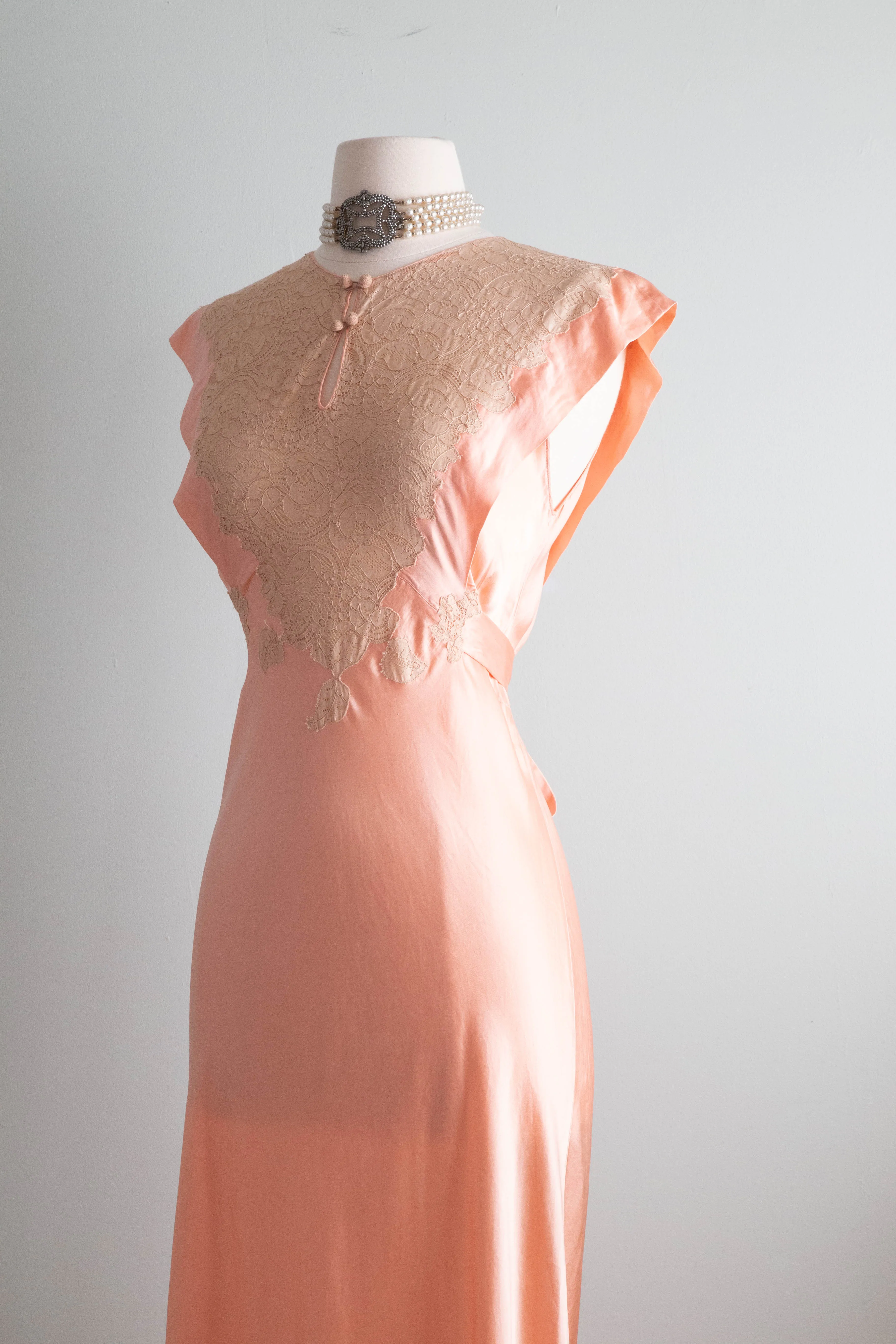 Gorgeous  Old Hollywood 1930's Peach Silk Charmeuse Bias Cut Slip Dress / SM