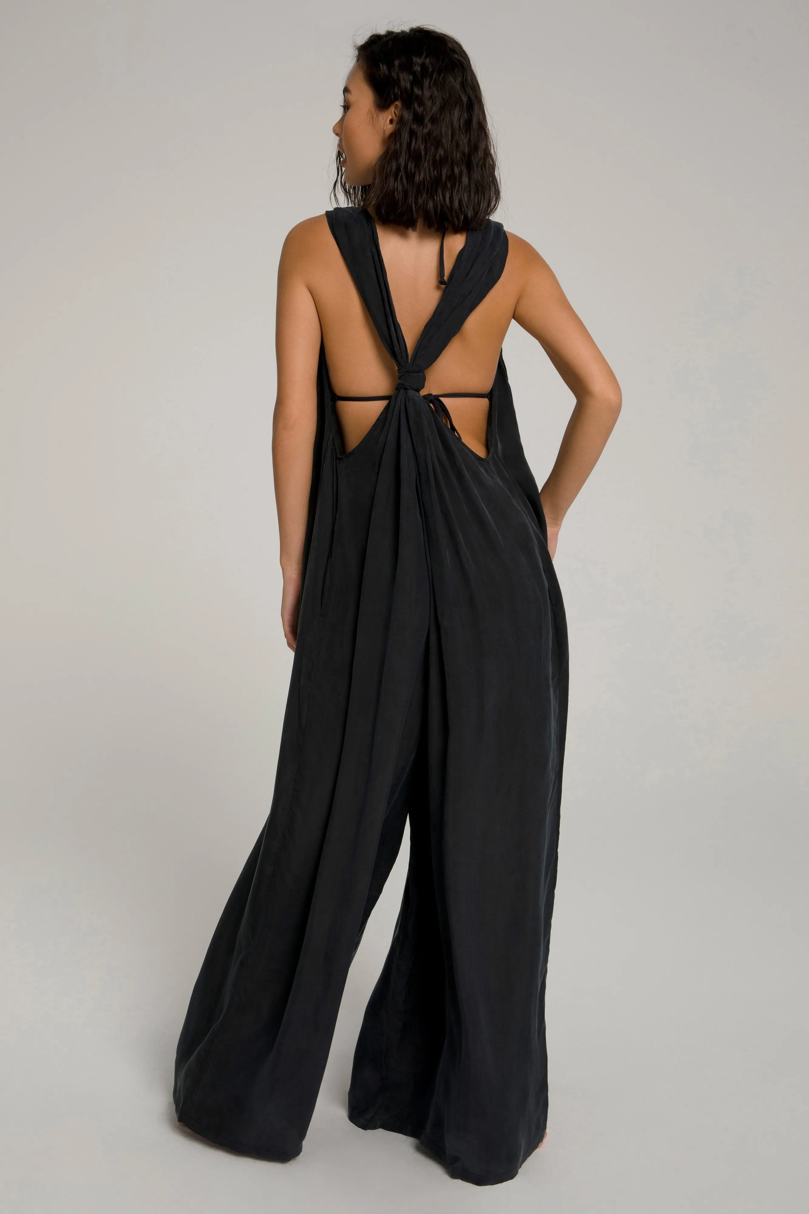 SEXY TWIST ROMPER | BLACK001
