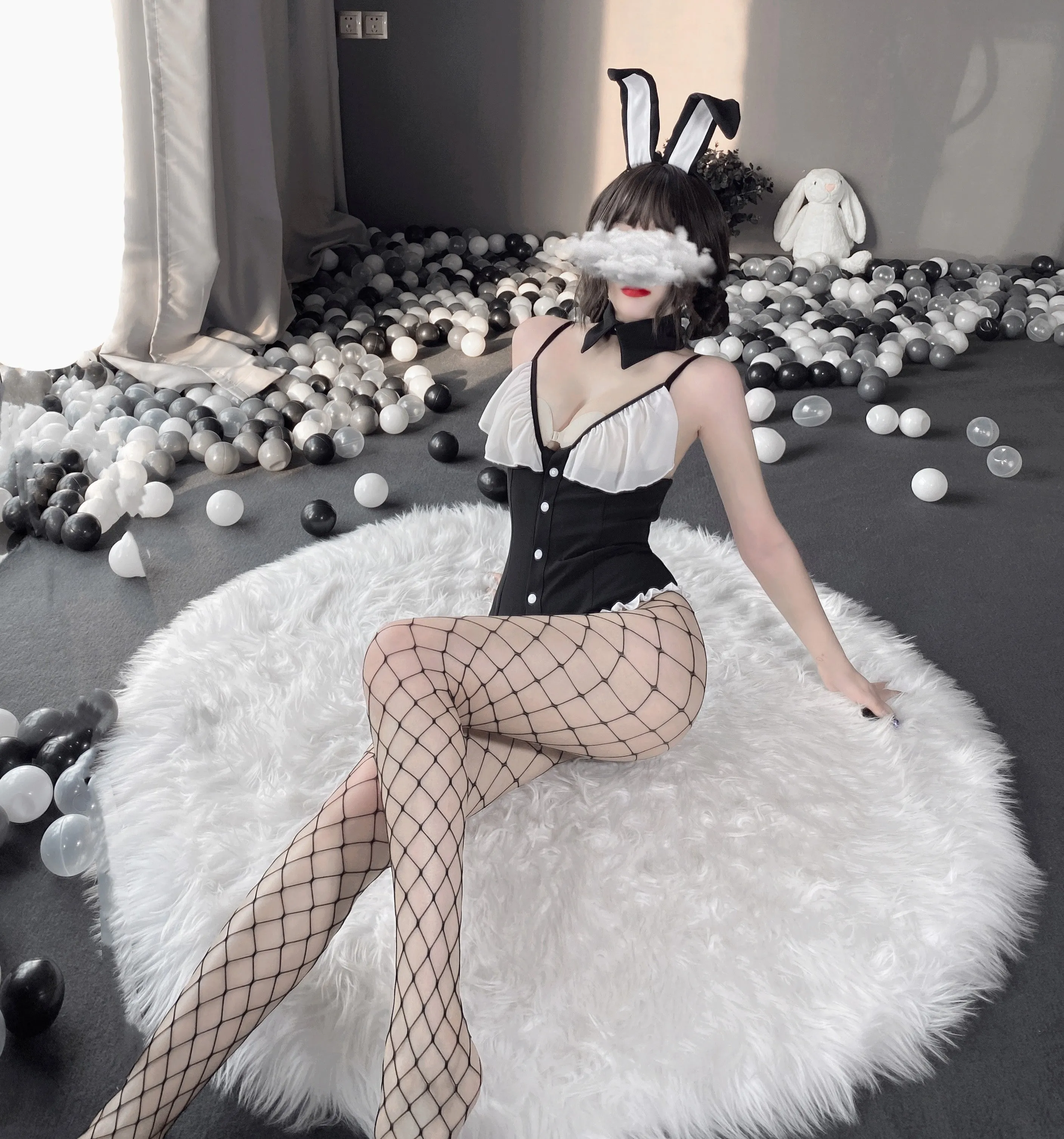 T-2507 Open crotch rabbit children servant pretend to be pure desire