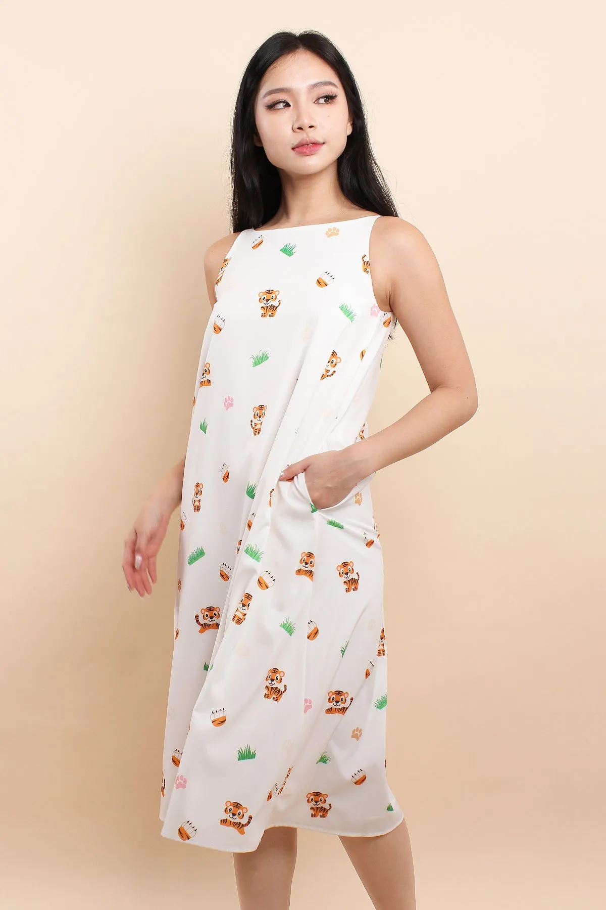Year Of Tiger Slip-on Dress - White [XS/S/M/L/XL]